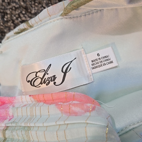 NWT Eliza J Floral Maxi Dress Embellished Neck  Sz 6 - Picture 12 of 15